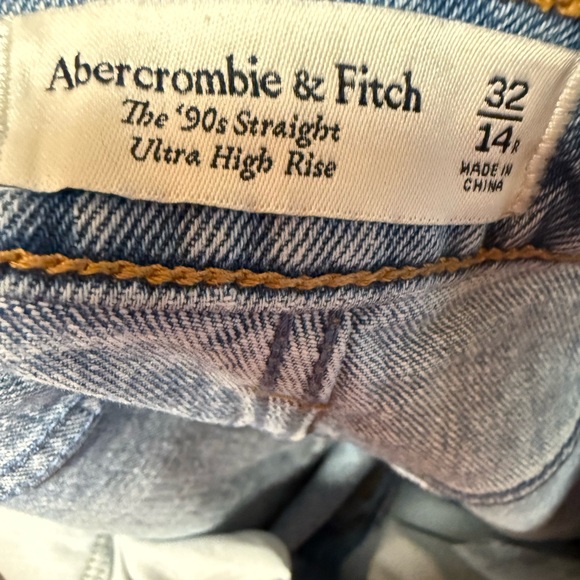 Abercrombie & Fitch Women’s The 90’s Straight Ultra High Rise Blue 32/14R - Picture 5 of 9